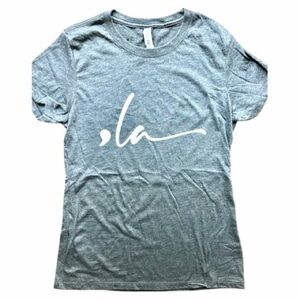 TEEPUBLIC Comma-La, ,La, Kamala Harris T-Shirt. Size L, Vintage Black